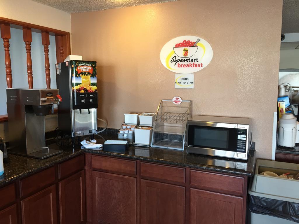 Super 8 By Wyndham Winnemucca Nv Exteriör bild